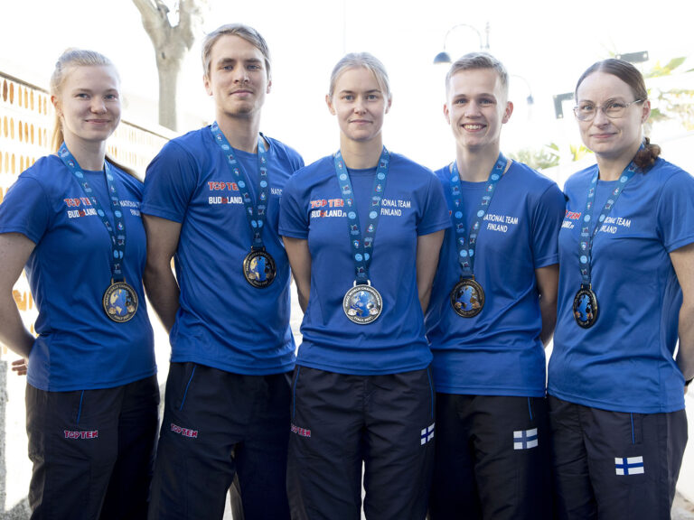 BJ7I3634_Mitalistit_1600